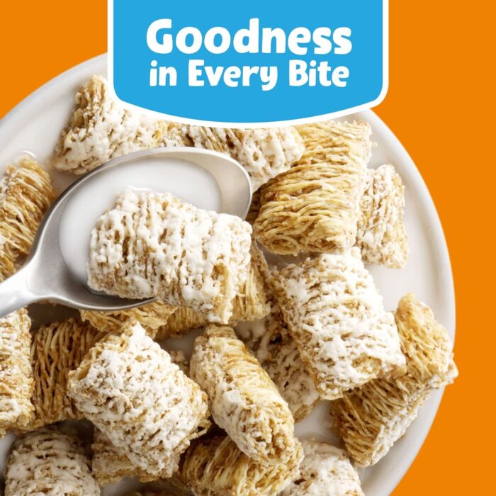 Kellogg's Frosted Mini-Wheats Cold Breakfast Cereal, Whole Grain, High Fiber Cereal, Kids Snacks, Original (4 Boxes) - Image 6