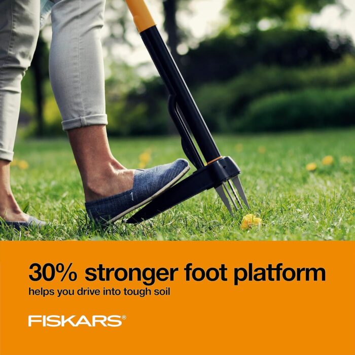 FISKARS Stand Up Weeder - Ergonomically Designed to be Easy on You but Tough on Weeds - Removes Roots and Weeds without Chemicals - Durable and Lightweight - Image 6